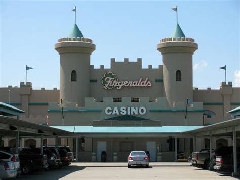 Fitzgerald casino tunica - Fitzgerald's hotel is connected to the casino. Covered parking is available. Scenic View of the Mississippi River. Among the cotton fields of the Mississippi Delta you will find a …
